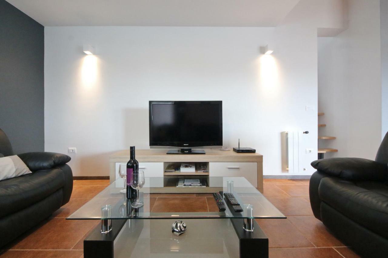 Apartments Peti プーラ エクステリア 写真